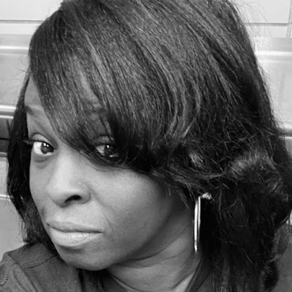 Meet your Posher, Kijuana - Picture 1 of 1